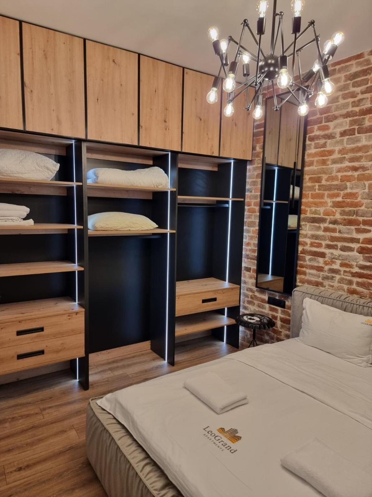 Leogrand Apartments On Krakivska 26 Lviv Eksteriør billede